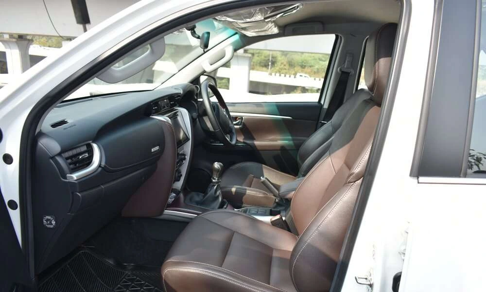 Rent Toyota Fortuner
